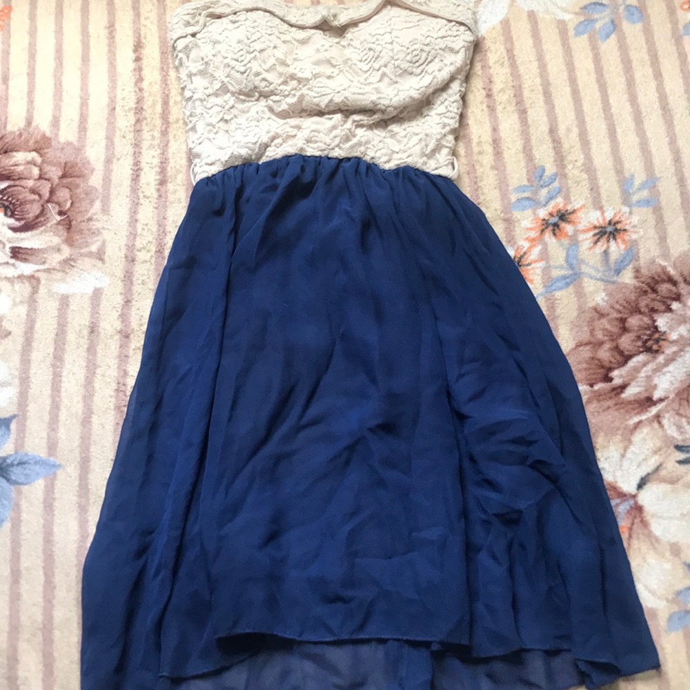 Strapless dress